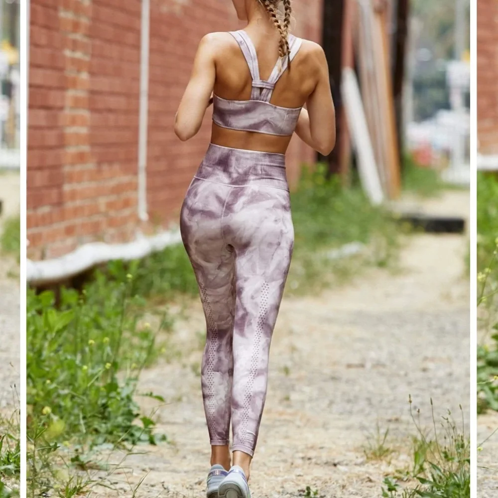 Free People Movement Good Karma tie-dye leggings - Picture 12 of 15
